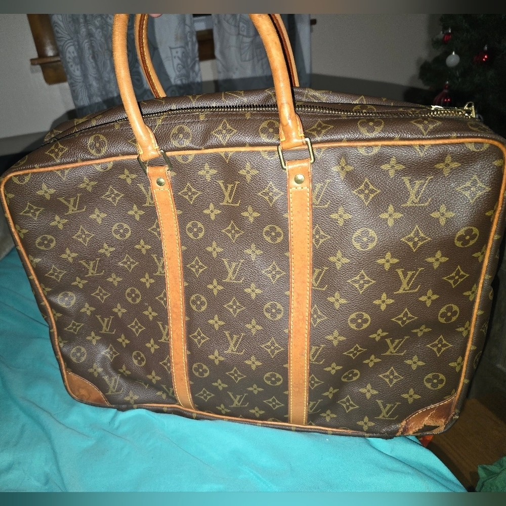 Authentic vintage Louis Vuitton Luxury Sirius 45 Travel Luggage Bag - Picture 2 of 7